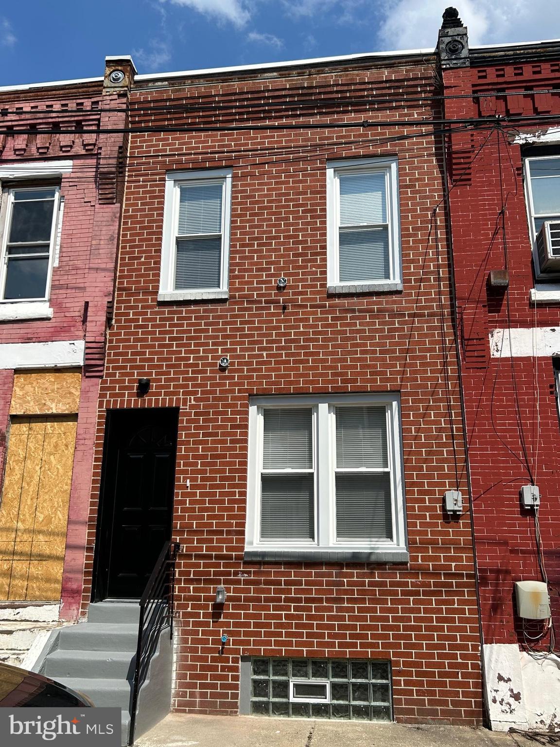 STRAWBERRY MANSION - Residential Lease