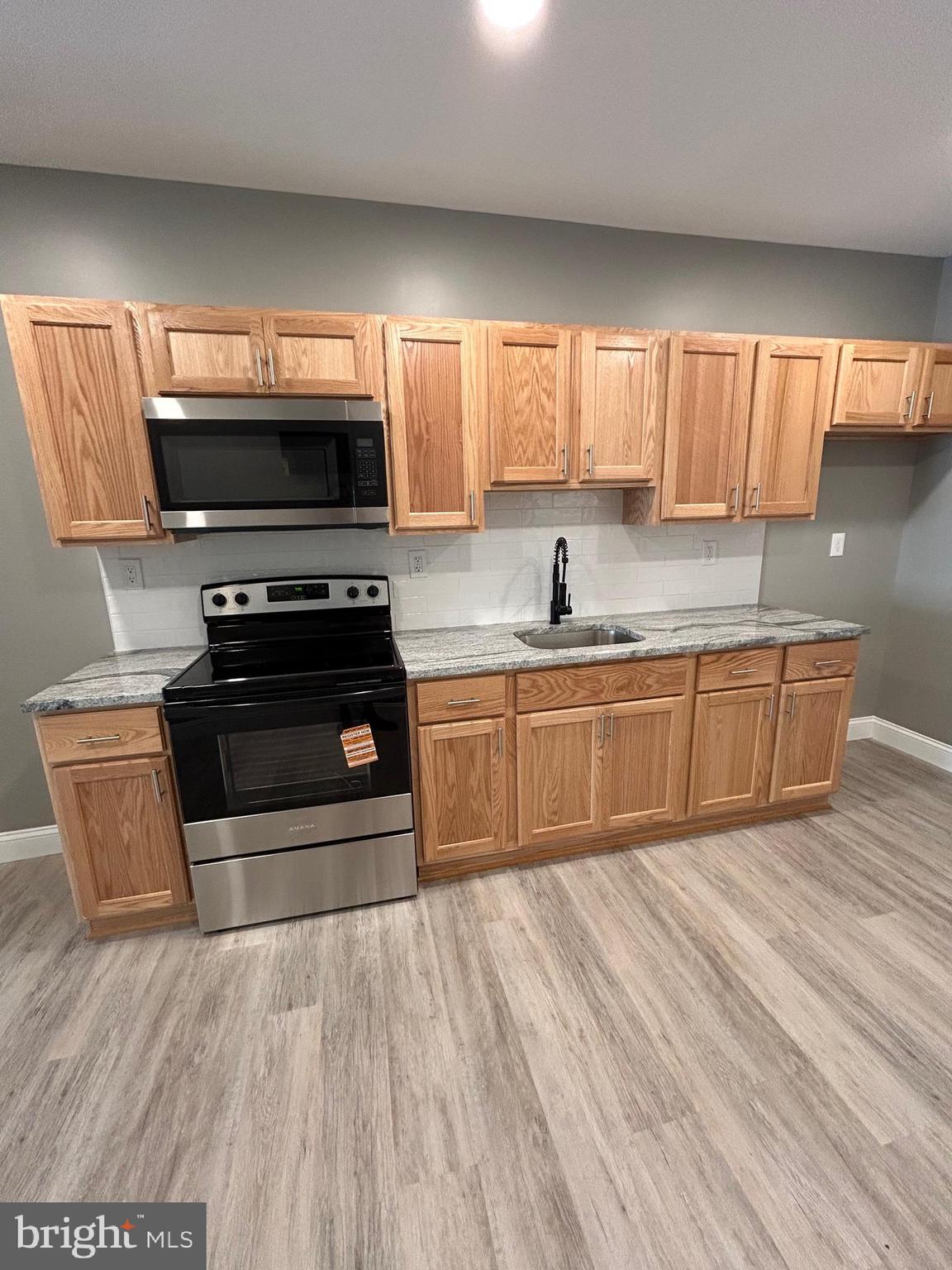 STRAWBERRY MANSION - Residential Lease