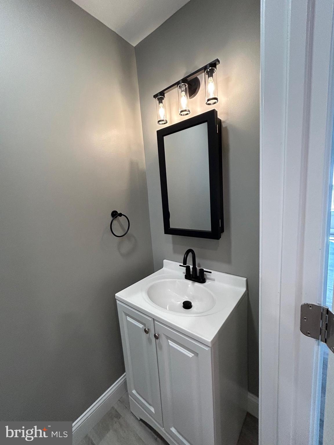 STRAWBERRY MANSION - Residential Lease