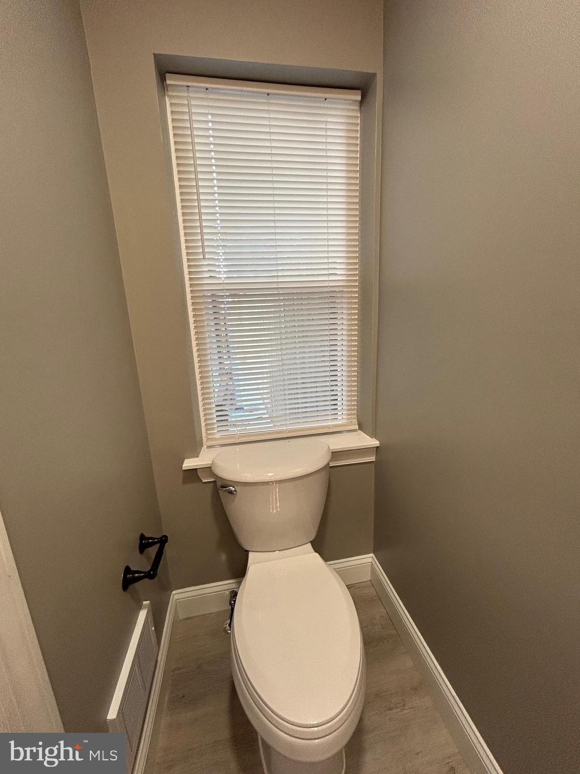 STRAWBERRY MANSION - Residential Lease