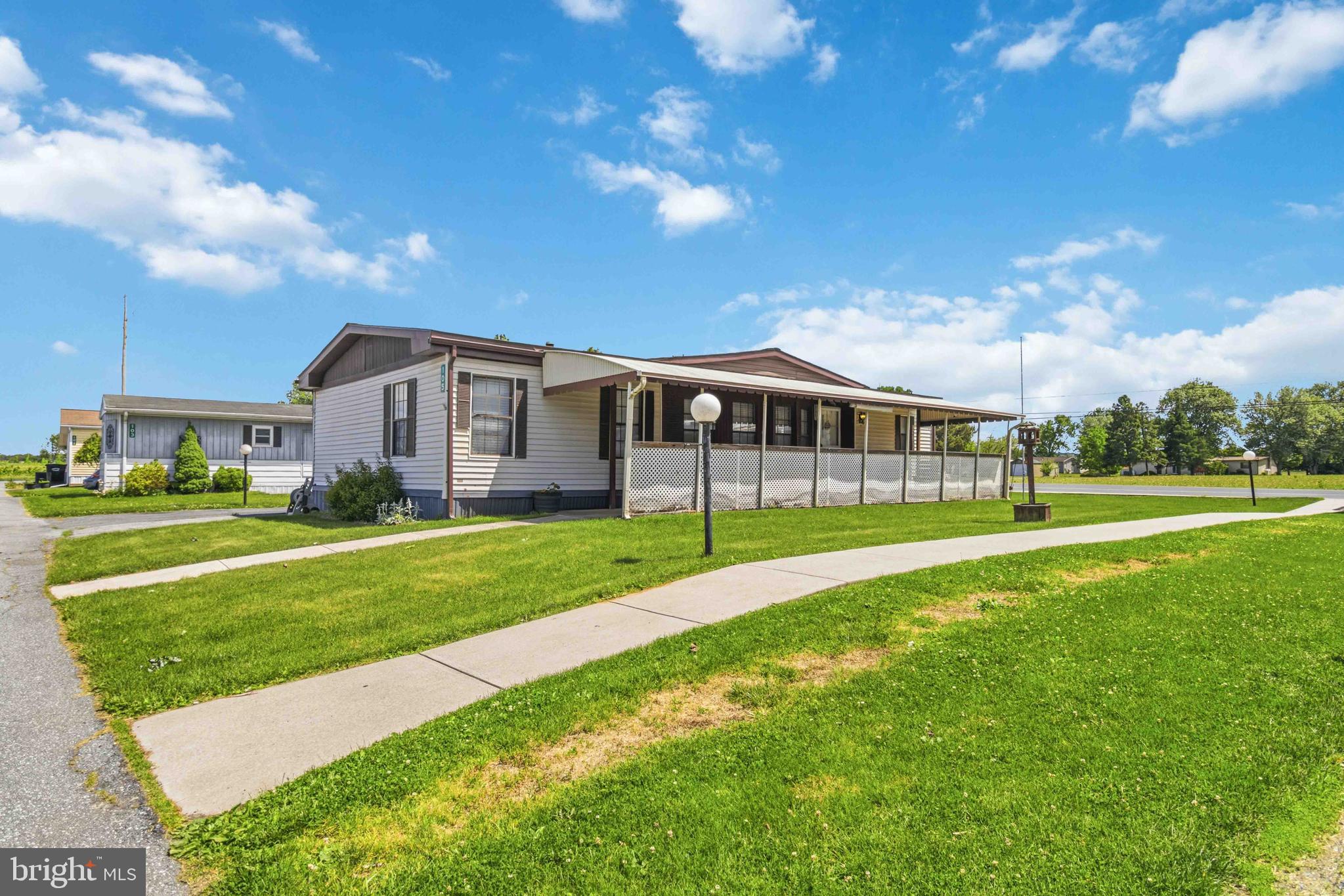 105 PALM CITY PARK
