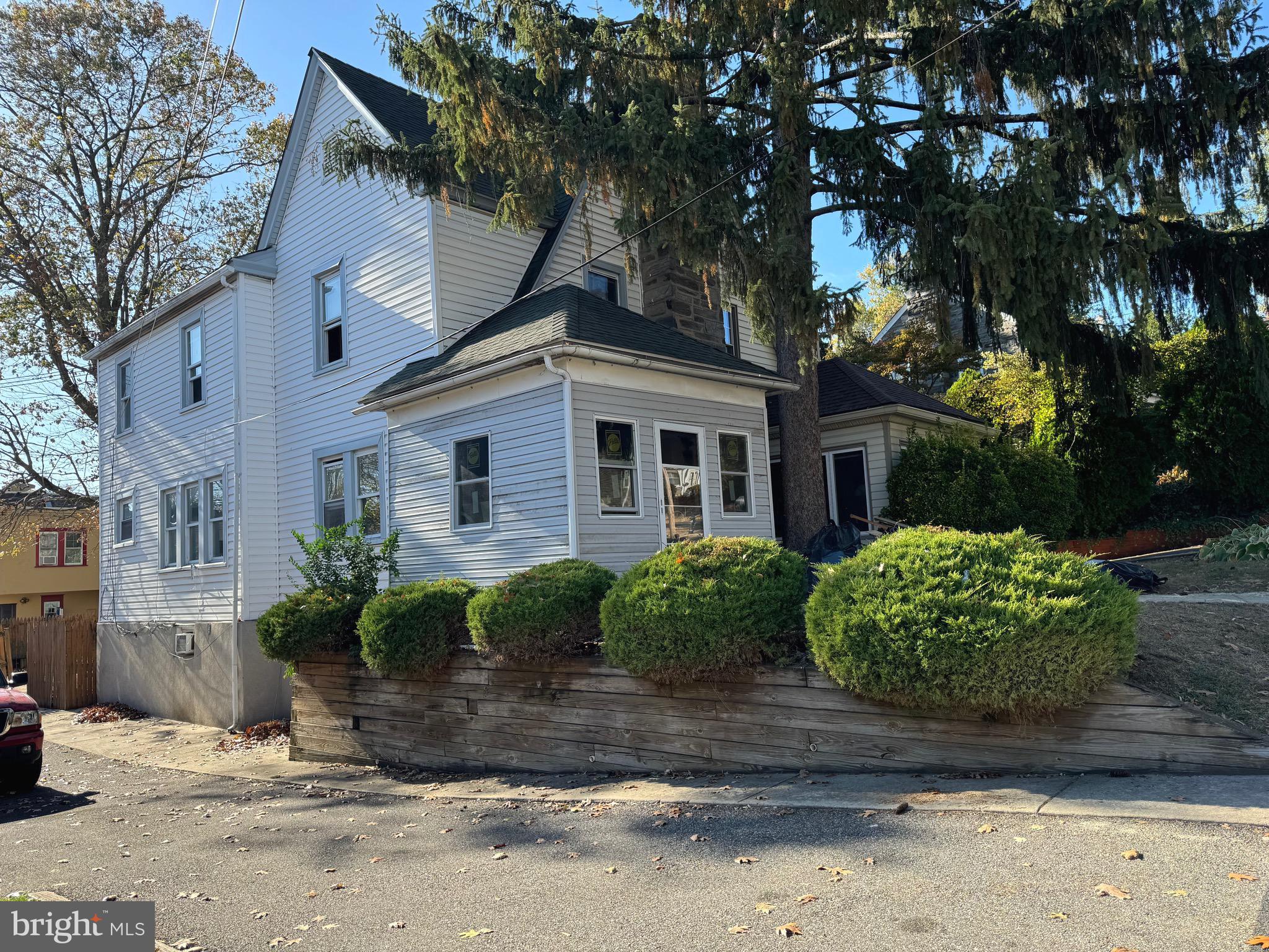 DREXEL HILL - Residential