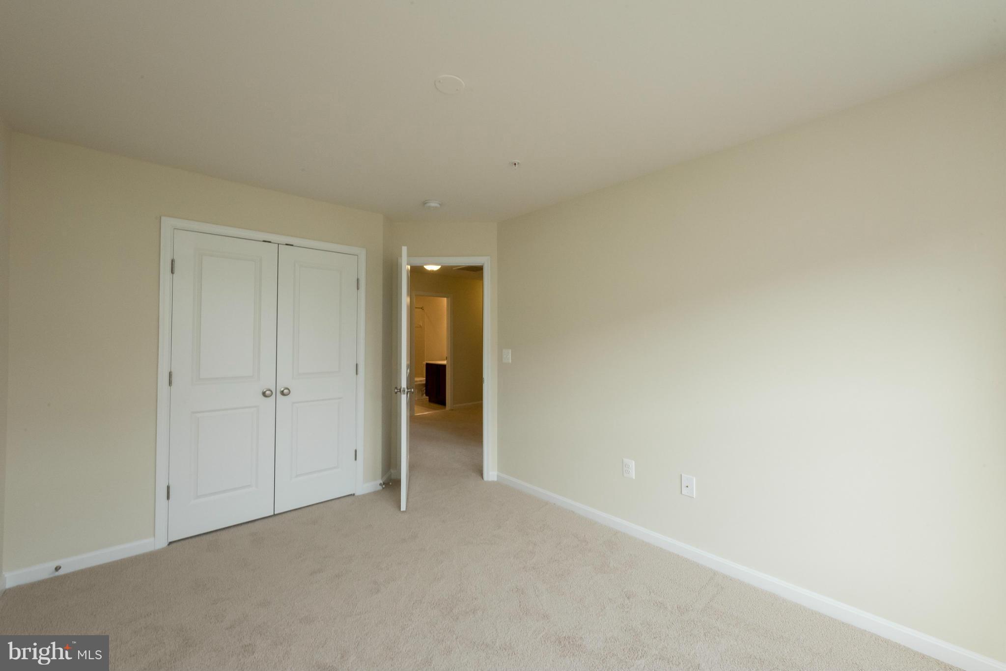 THE VILLAGES OF STEEPLEC - Residential