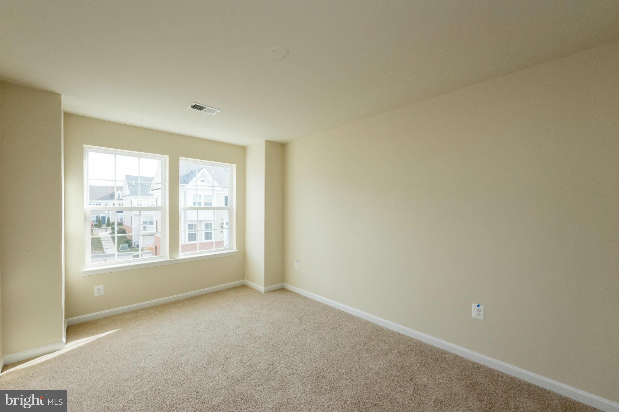 THE VILLAGES OF STEEPLEC - Residential