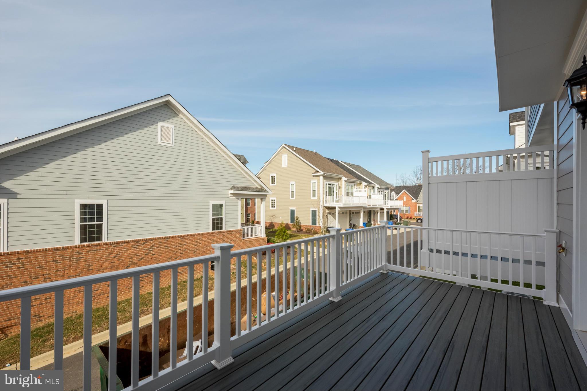 THE VILLAGES OF STEEPLEC - Residential