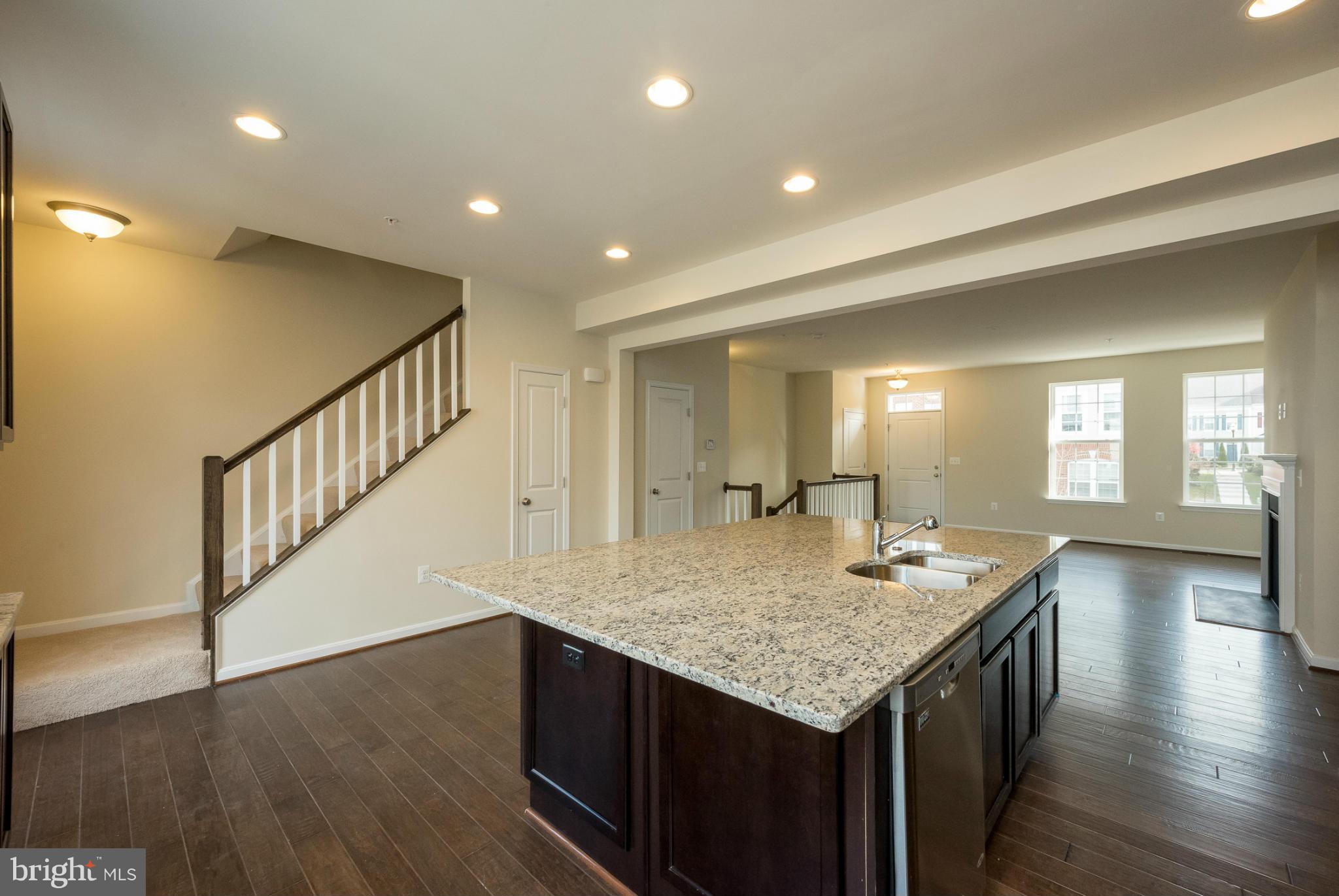 THE VILLAGES OF STEEPLEC - Residential