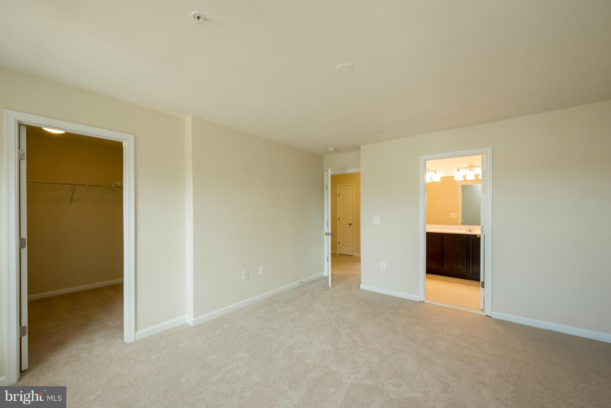 THE VILLAGES OF STEEPLEC - Residential