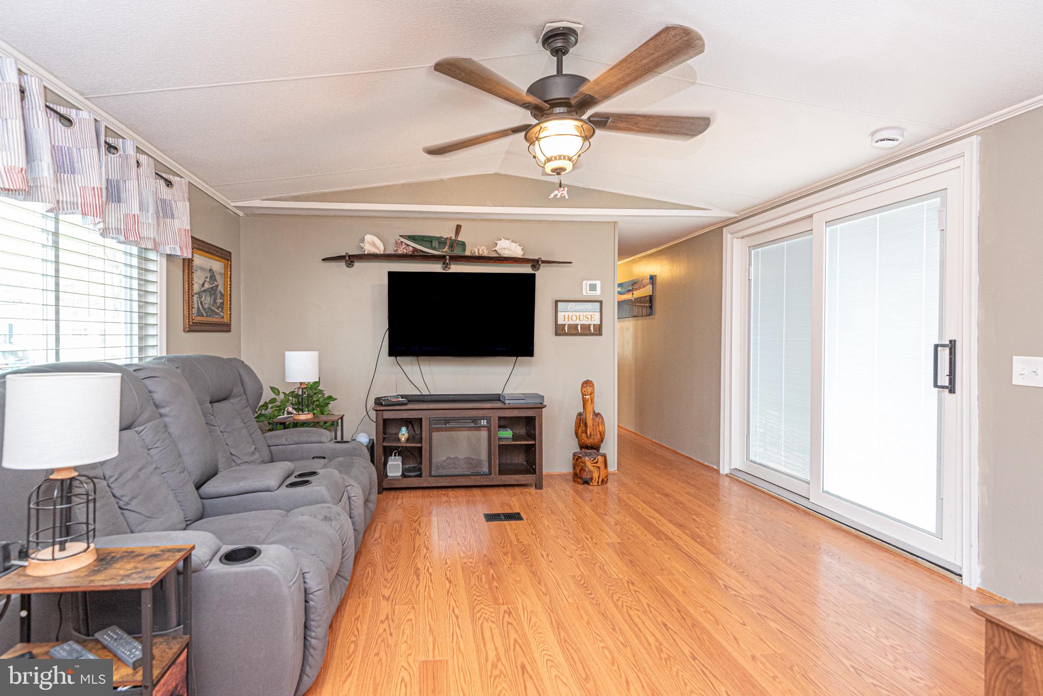 SHADY PARK - Residential