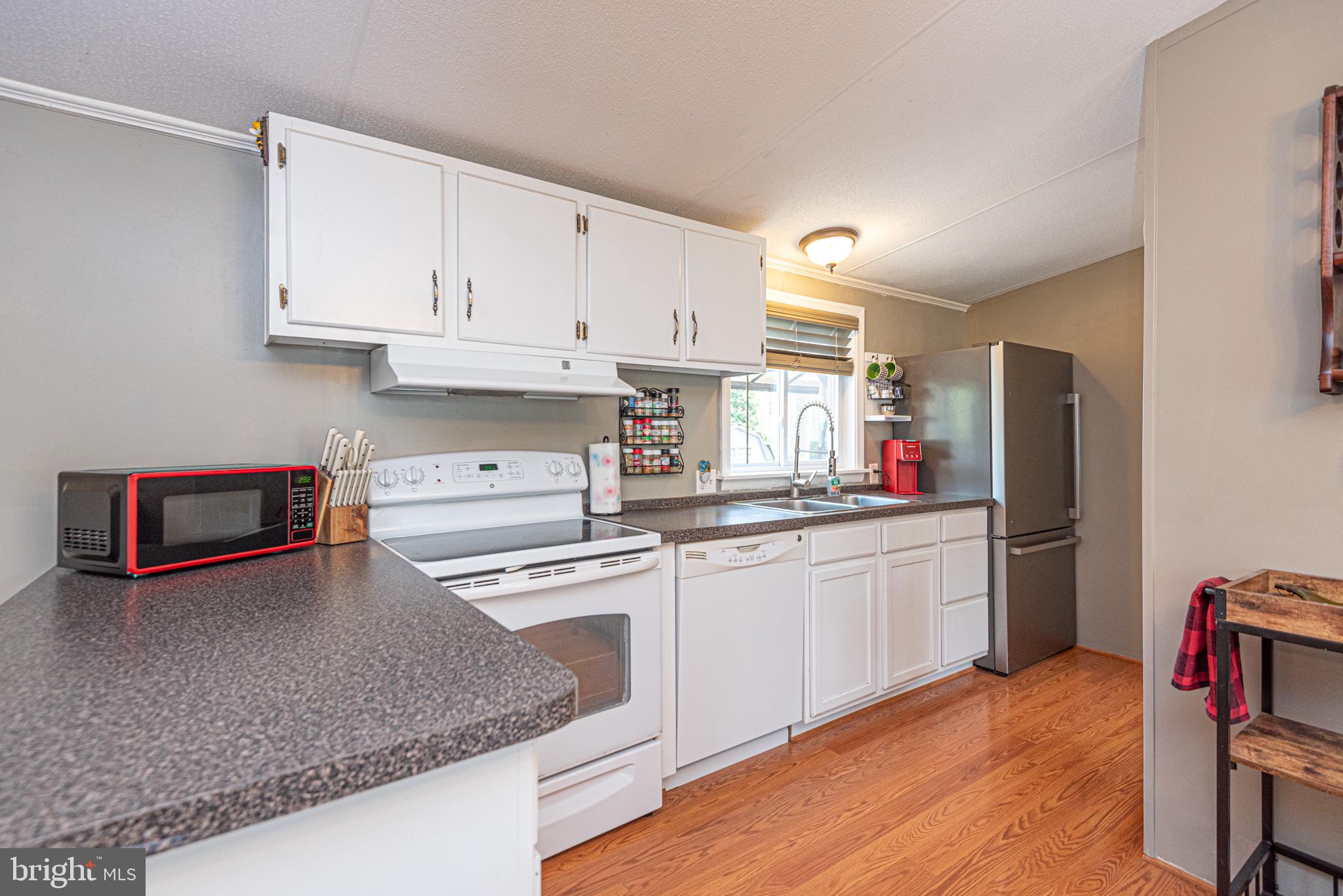 SHADY PARK - Residential