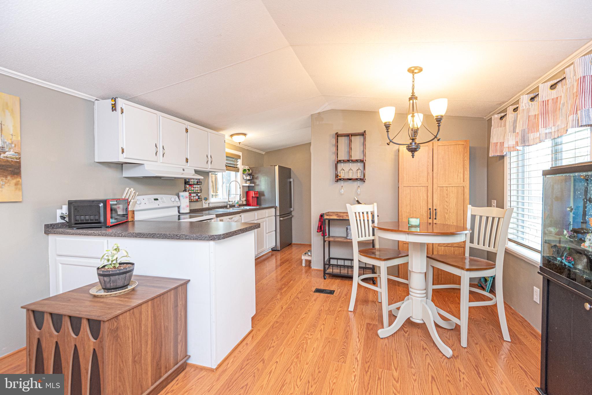 SHADY PARK - Residential