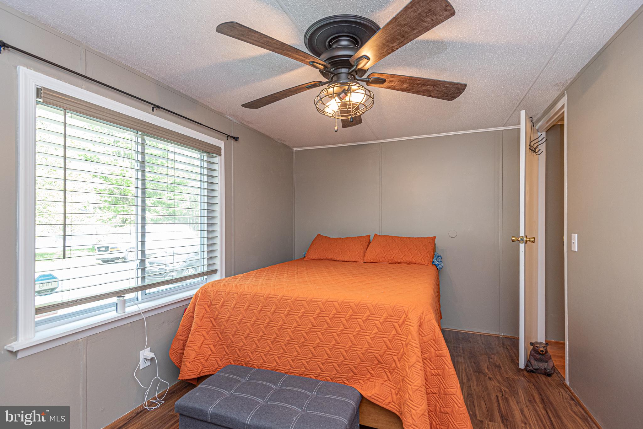 SHADY PARK - Residential