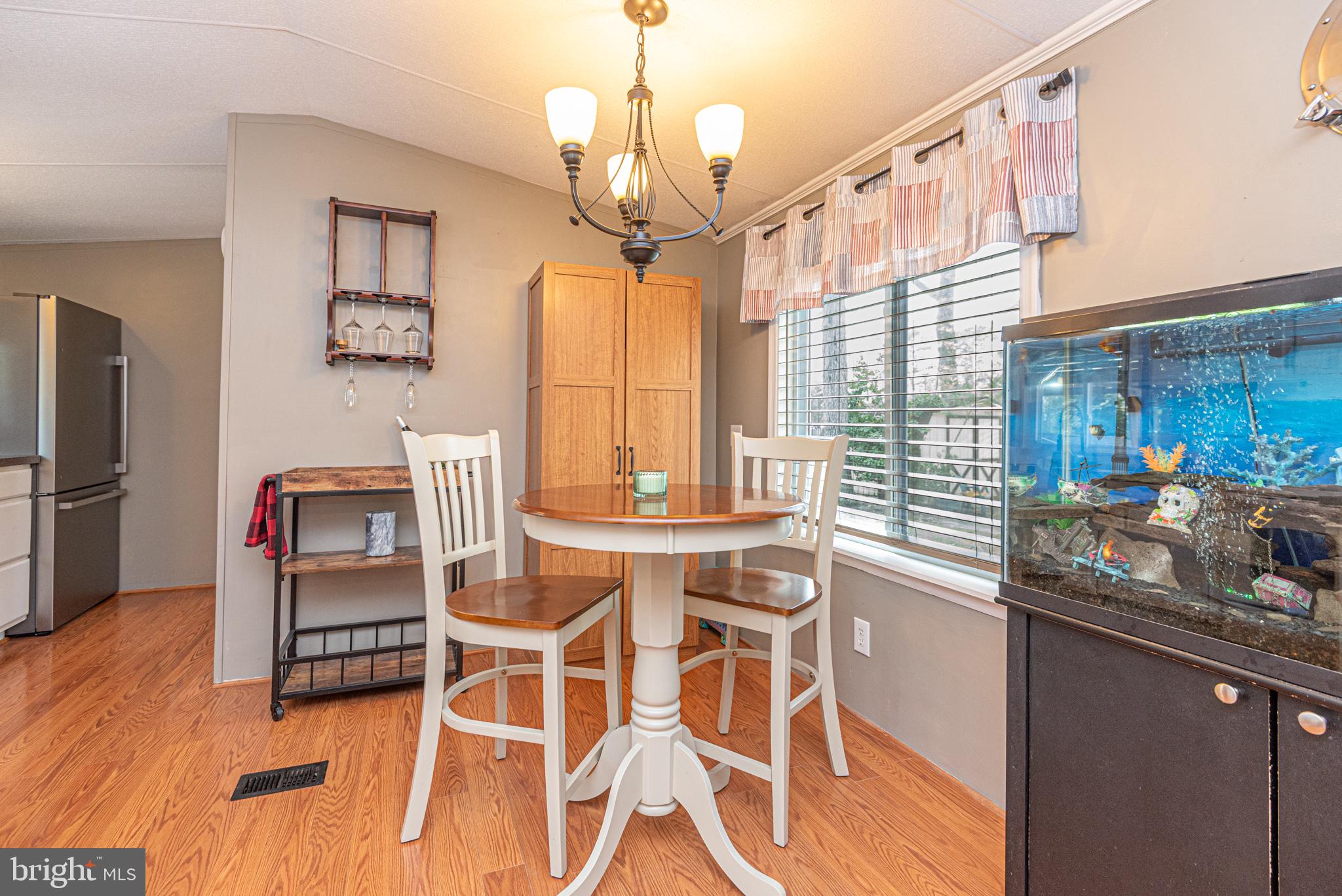 SHADY PARK - Residential