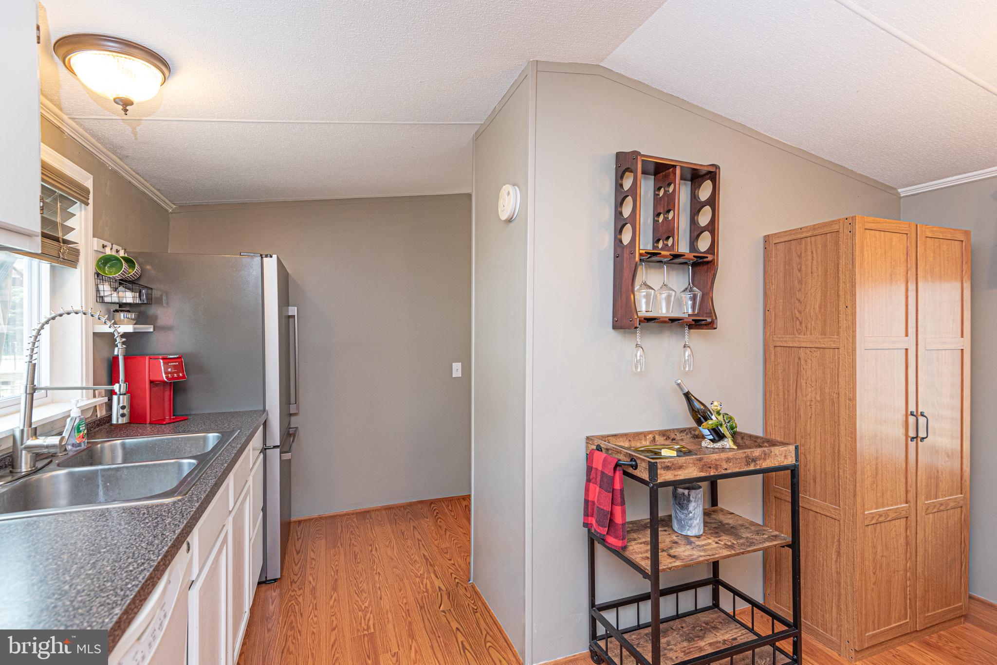 SHADY PARK - Residential