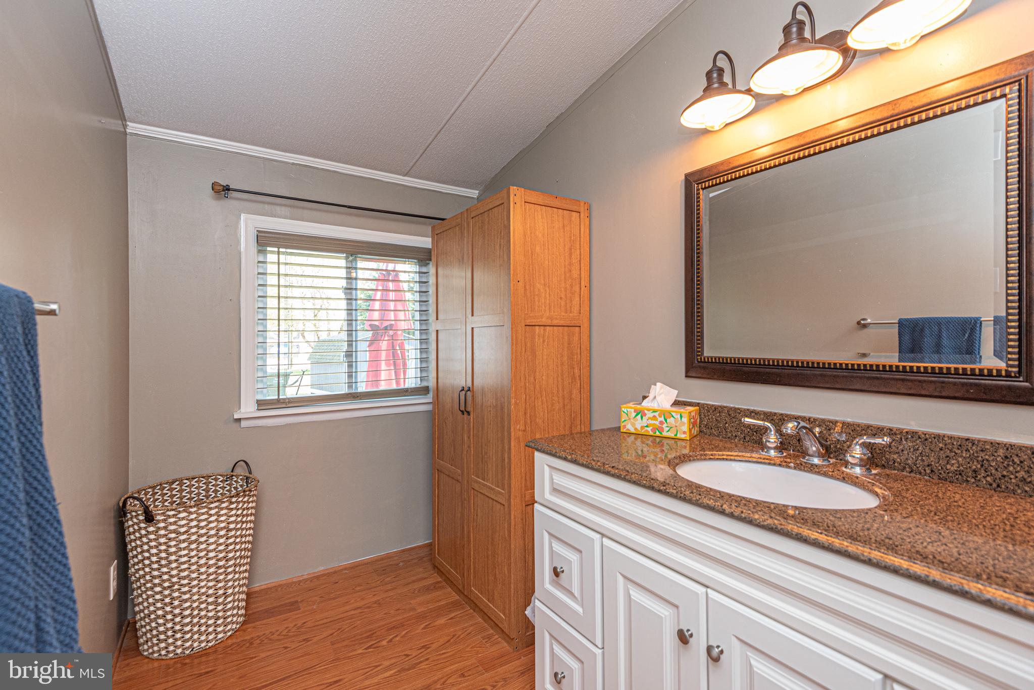 SHADY PARK - Residential