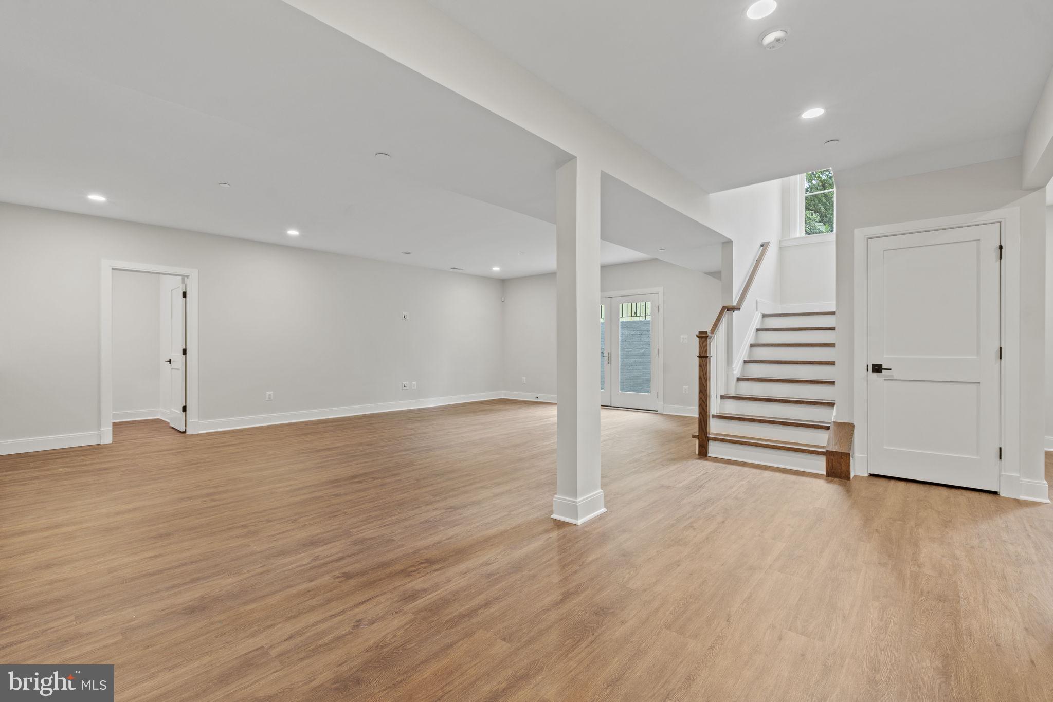 MERRIMACK PARK - Residential