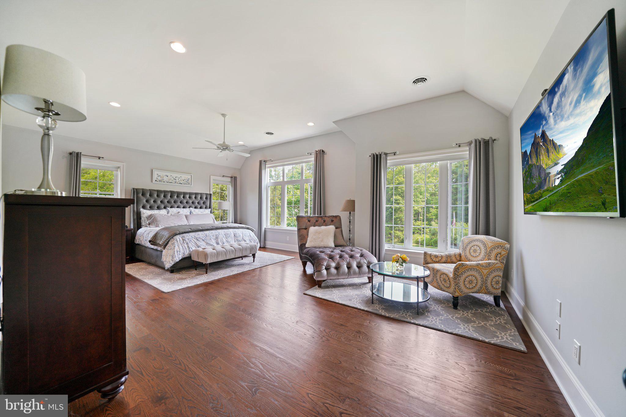 RADLEY RUN - Residential