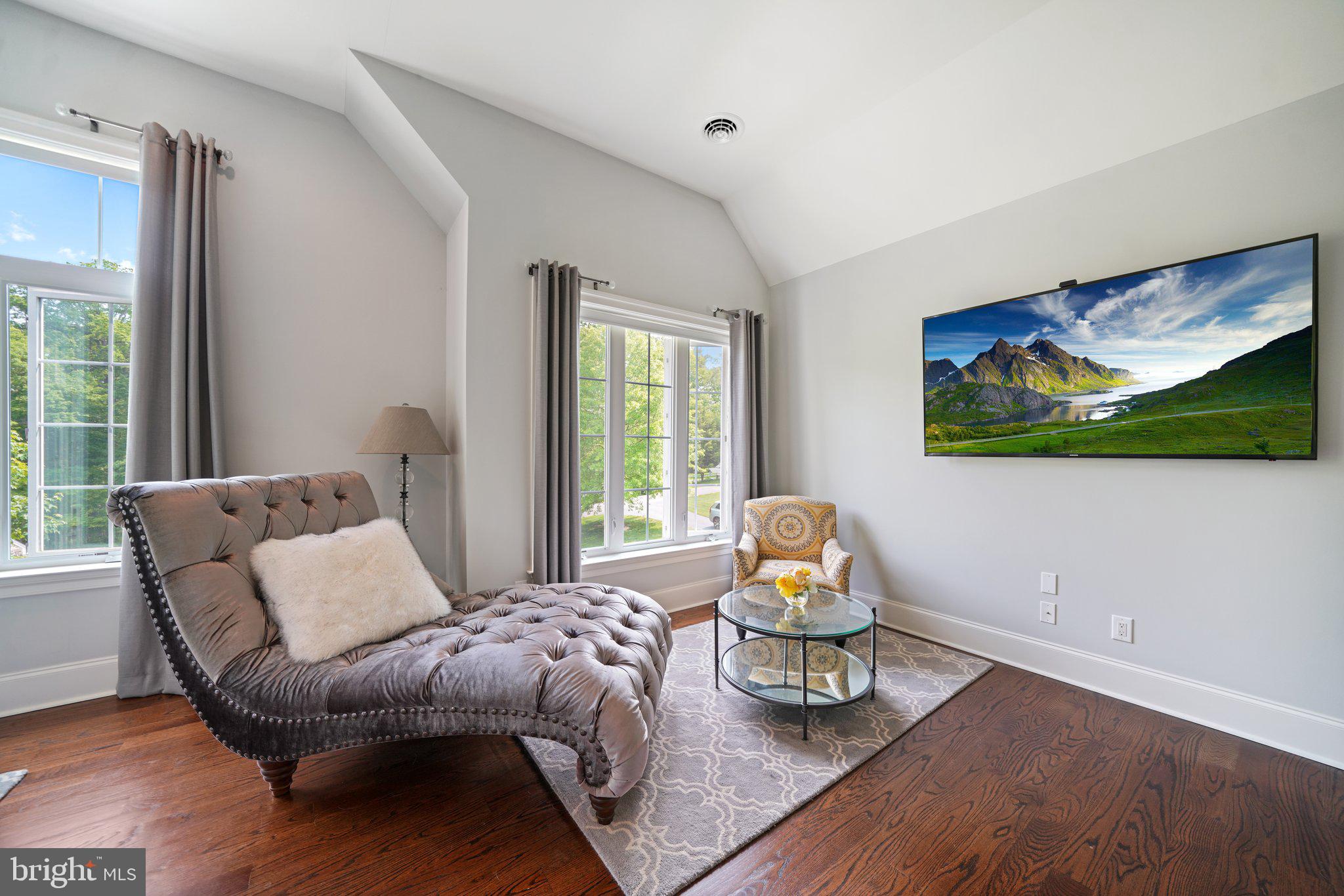 RADLEY RUN - Residential