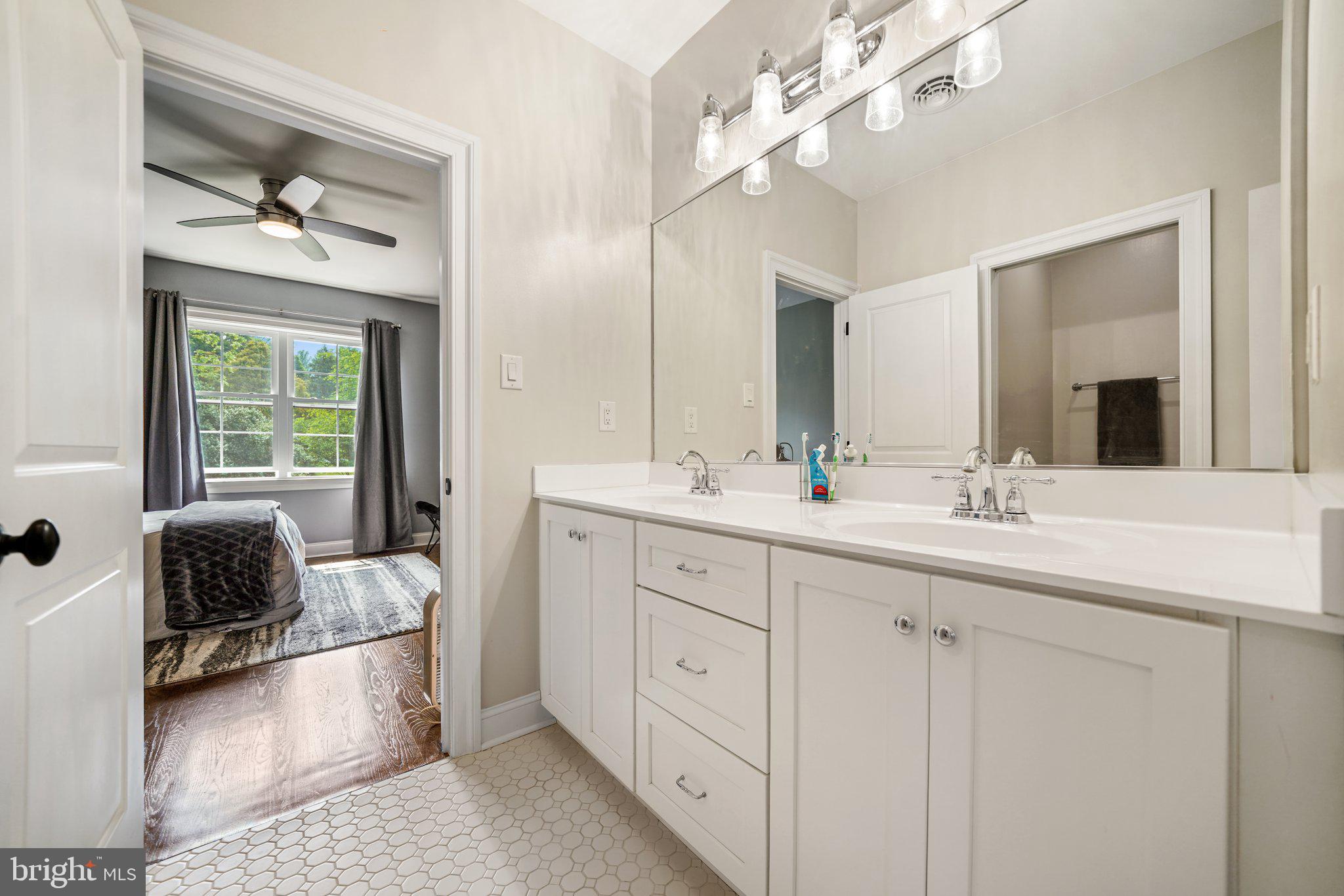 RADLEY RUN - Residential