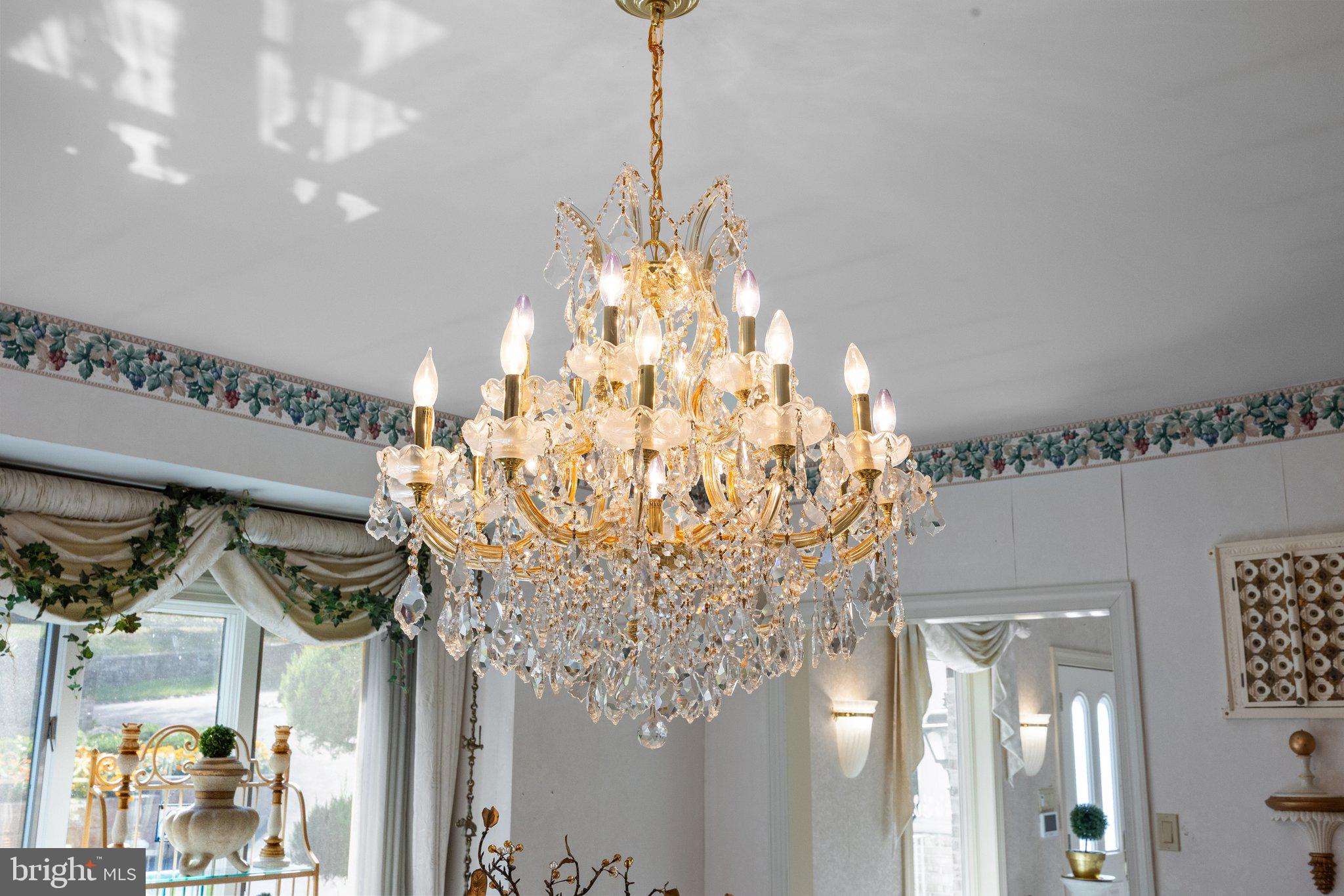 HUNTINGDON VALLEY - Residential