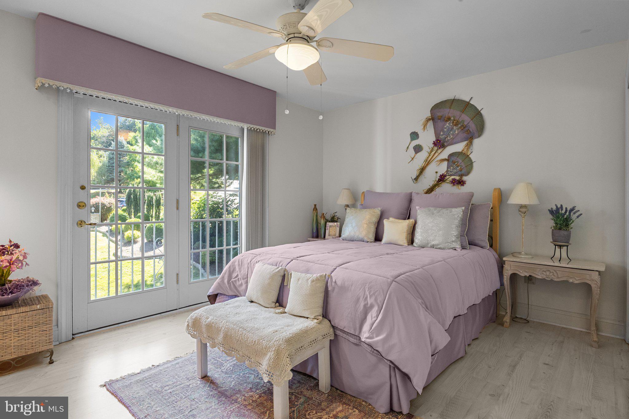 HUNTINGDON VALLEY - Residential