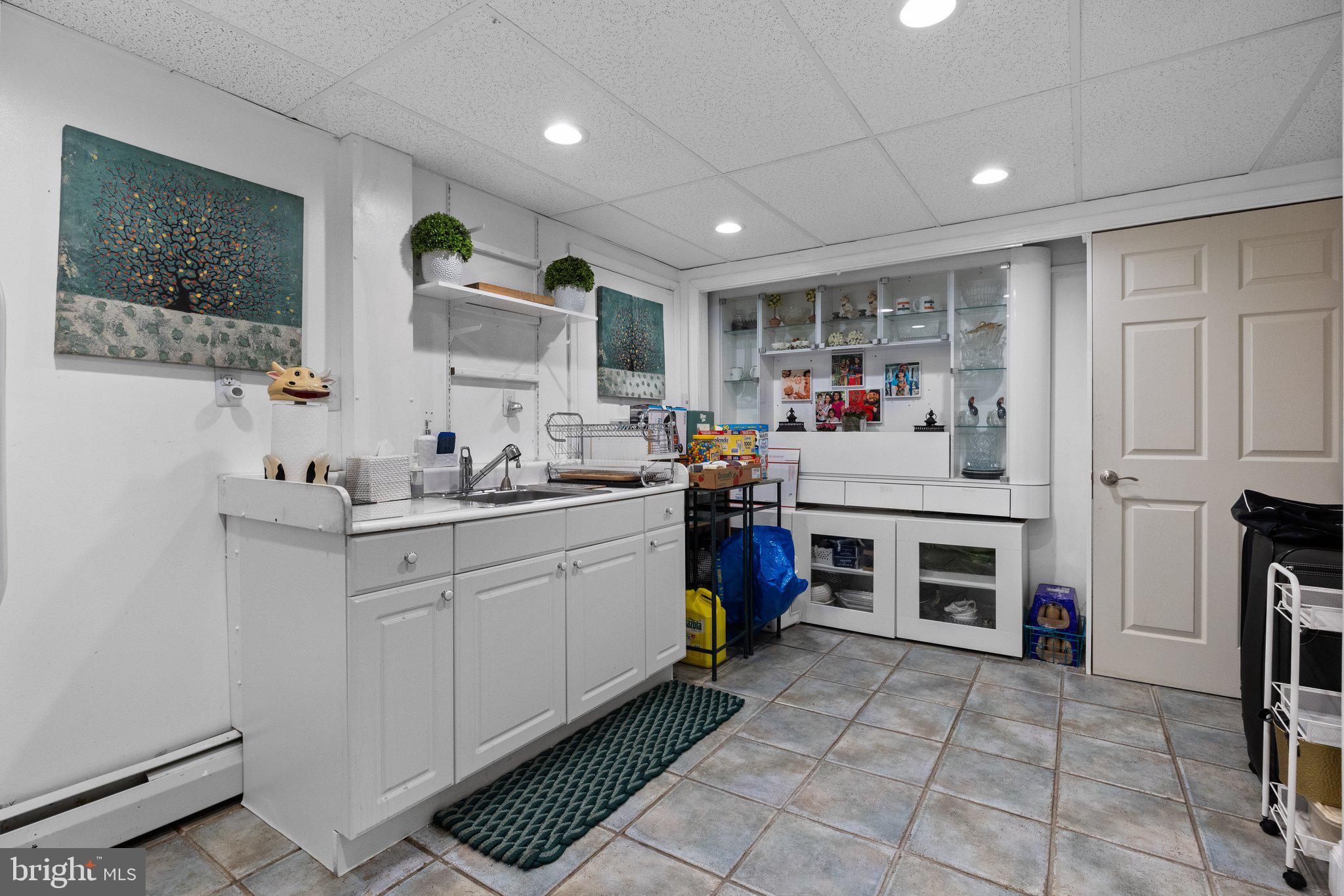 HUNTINGDON VALLEY - Residential