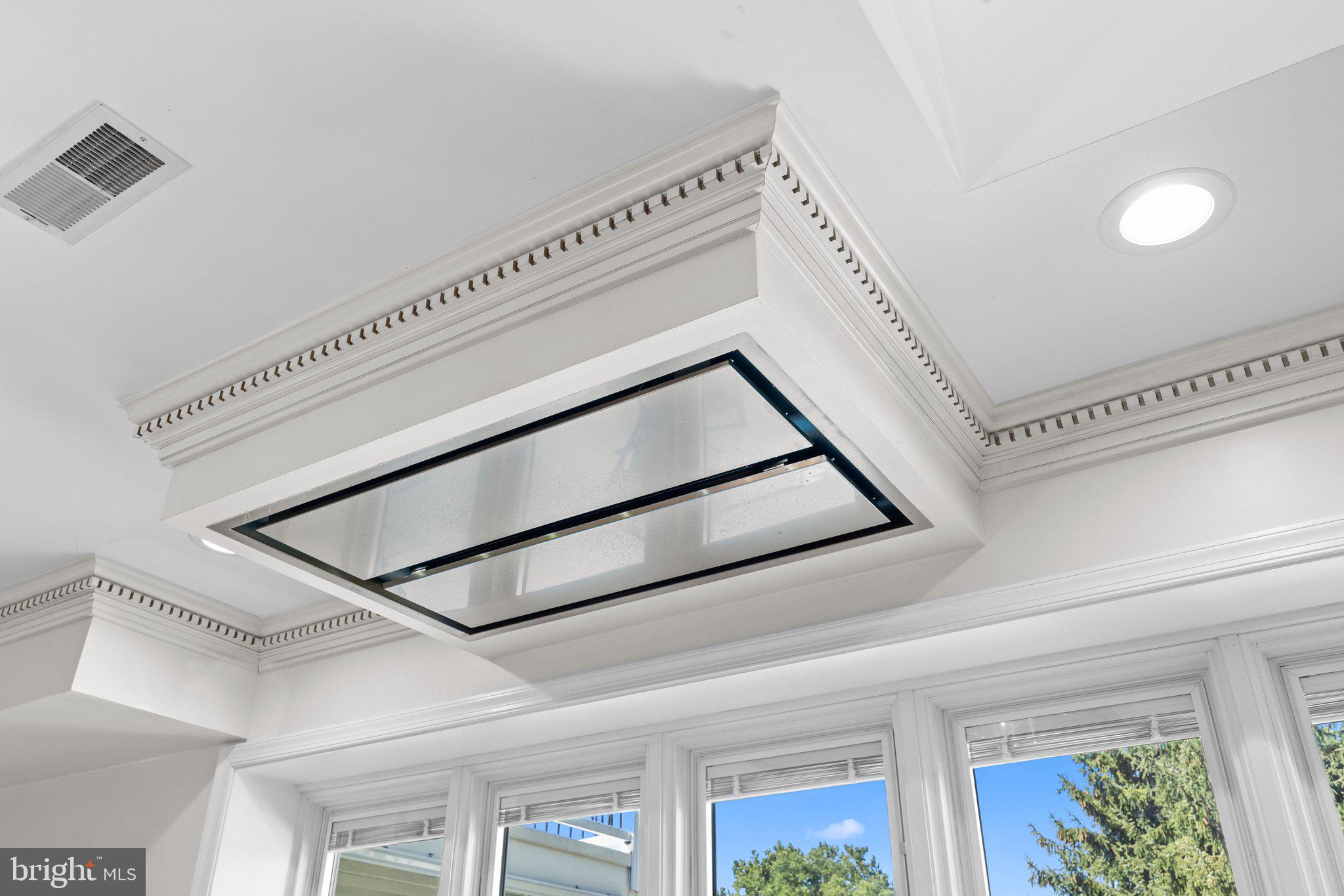 HUNTINGDON VALLEY - Residential