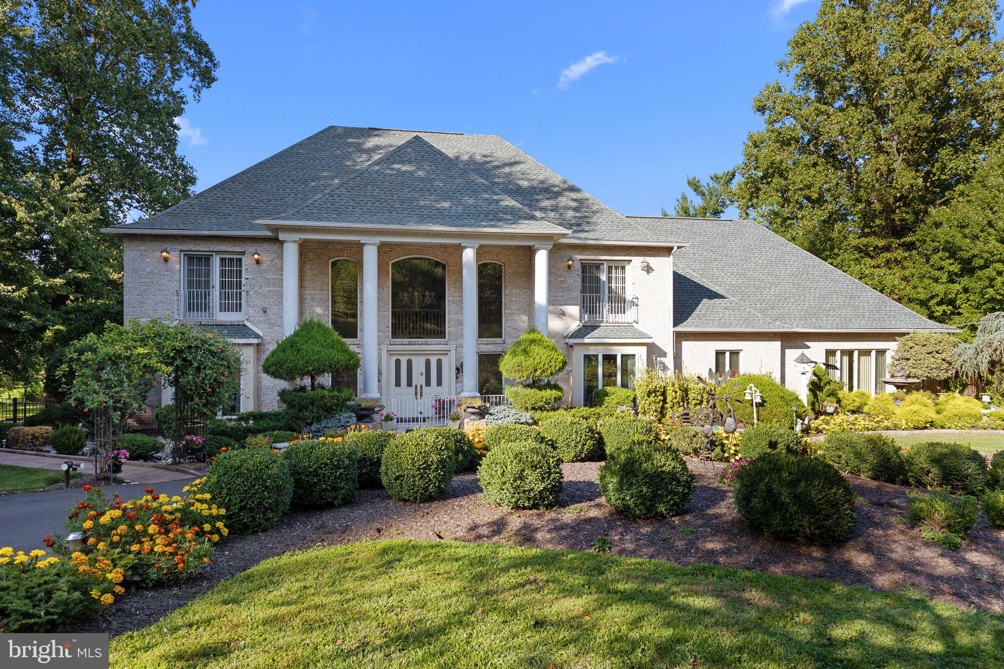 HUNTINGDON VALLEY - Residential