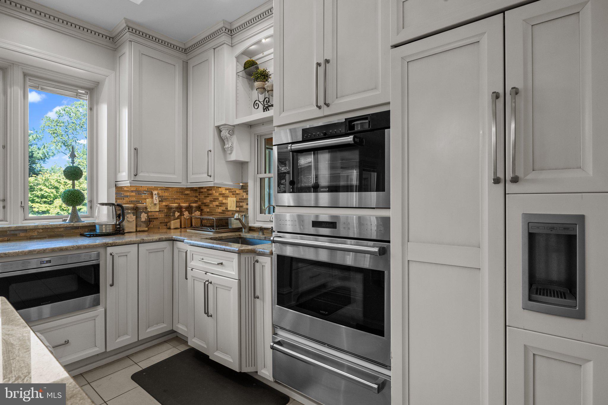 HUNTINGDON VALLEY - Residential