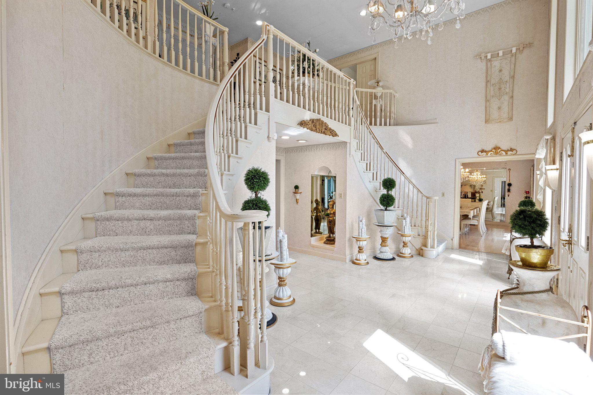 HUNTINGDON VALLEY - Residential