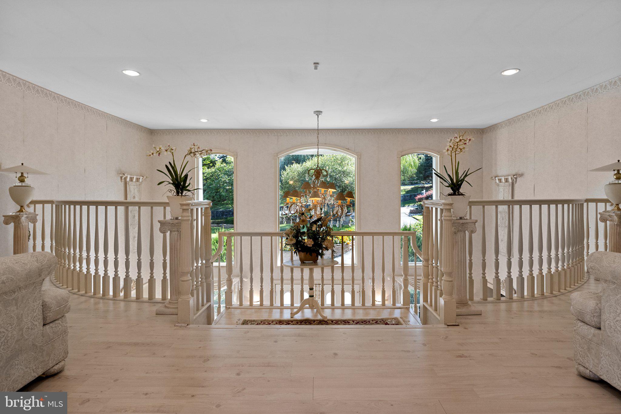 HUNTINGDON VALLEY - Residential