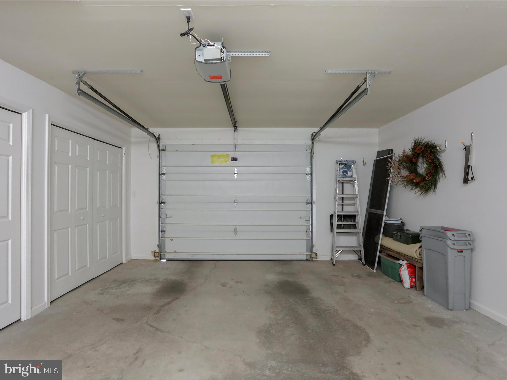 MAJESTIC RIDGE - Residential