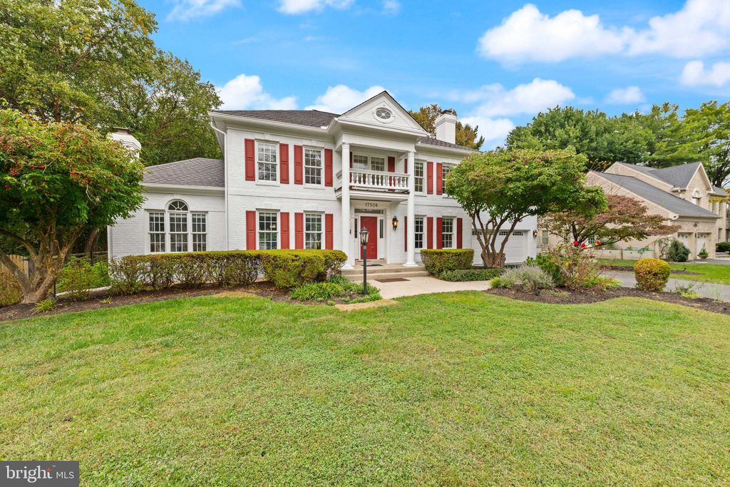 Photo of 17508 Applewood Lane, ROCKVILLE, MD 20855 (MLS # MDMC2201228)