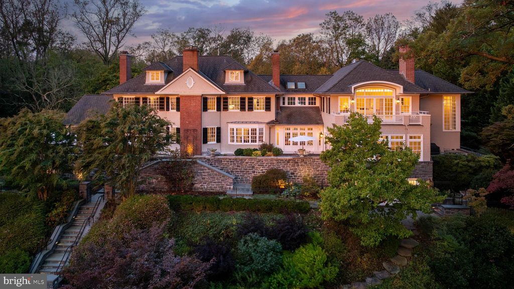 Photo of 7506 Lhirondelle Club Road, TOWSON, MD 21204 (MLS # MDBC2143482)