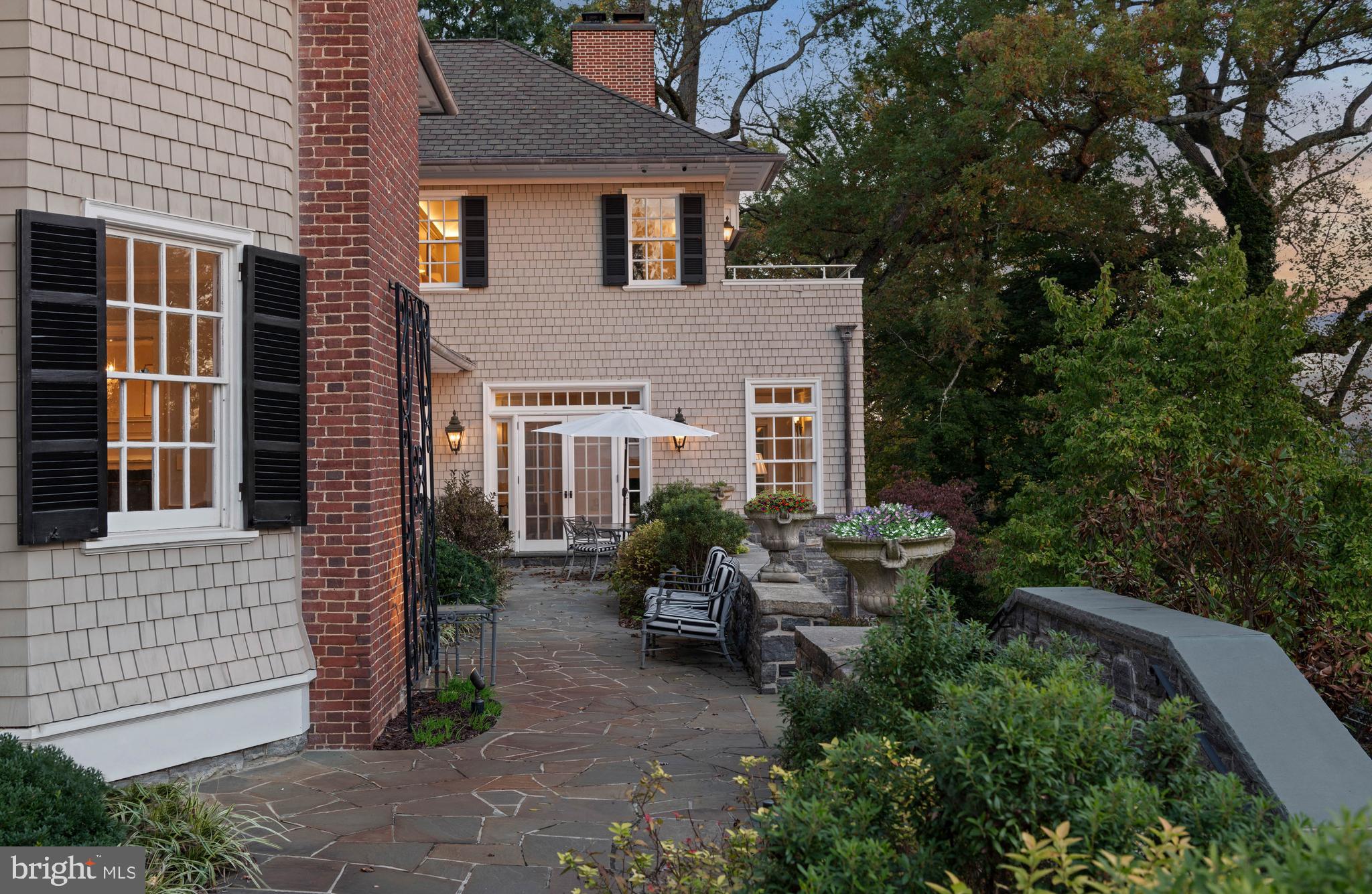 RUXTON - Residential