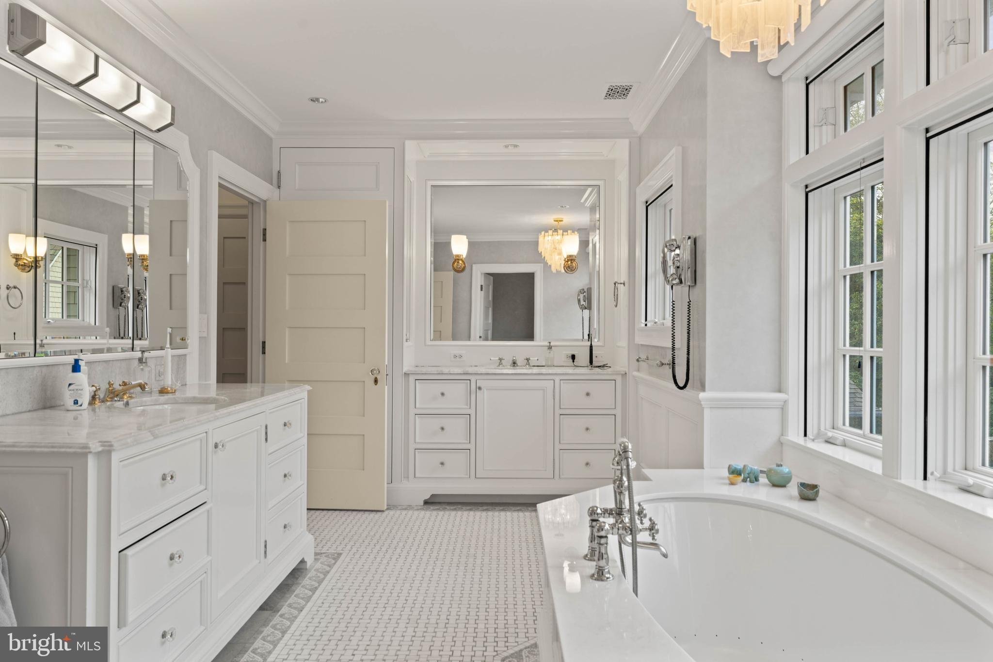 RUXTON - Residential