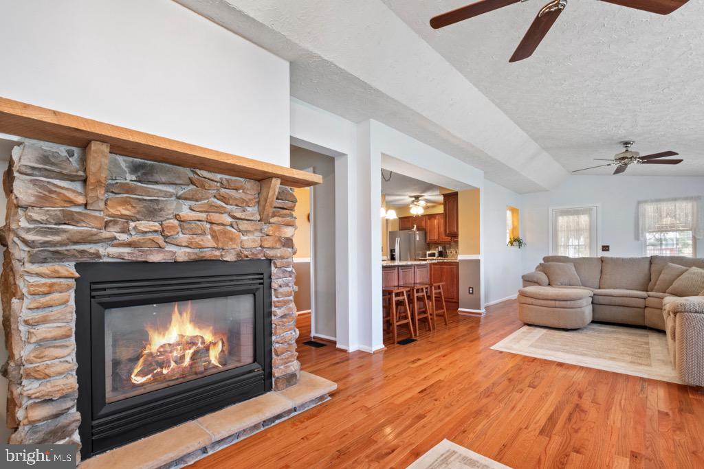 HUNTERS RUN - Residential