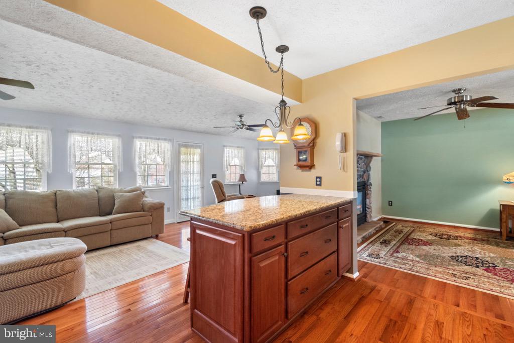 HUNTERS RUN - Residential