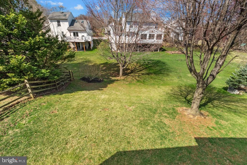 HUNTERS RUN - Residential