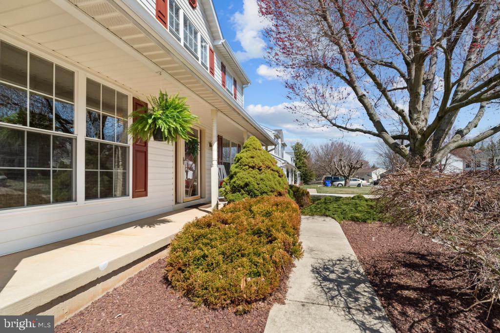 HUNTERS RUN - Residential