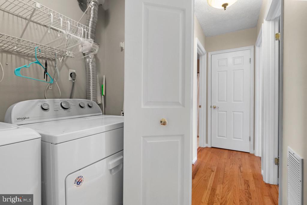 HUNTERS RUN - Residential