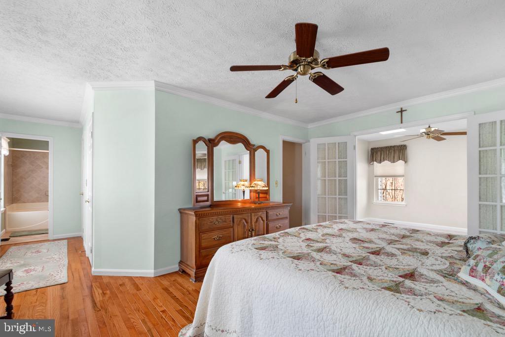 HUNTERS RUN - Residential