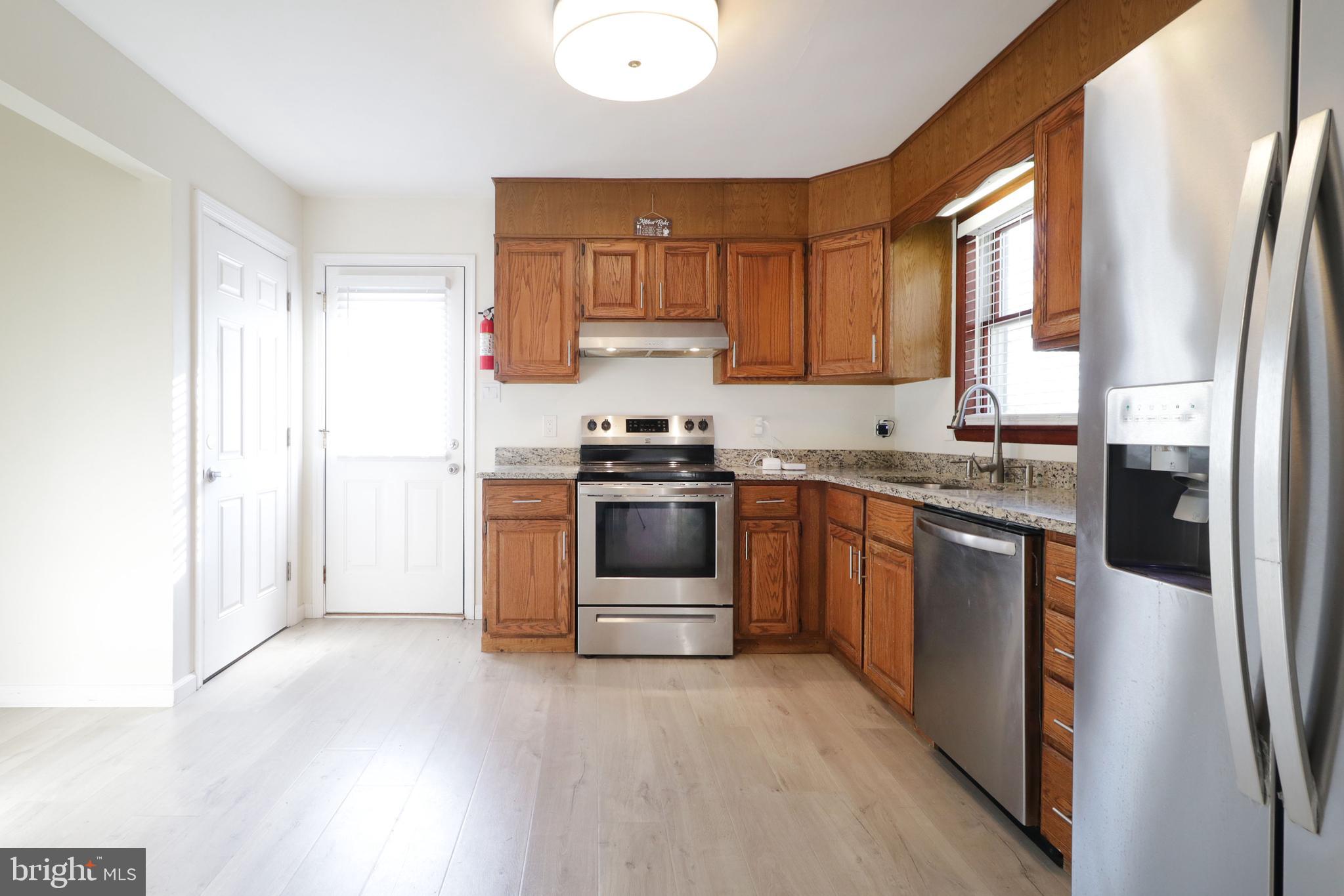 LEMONT - Residential