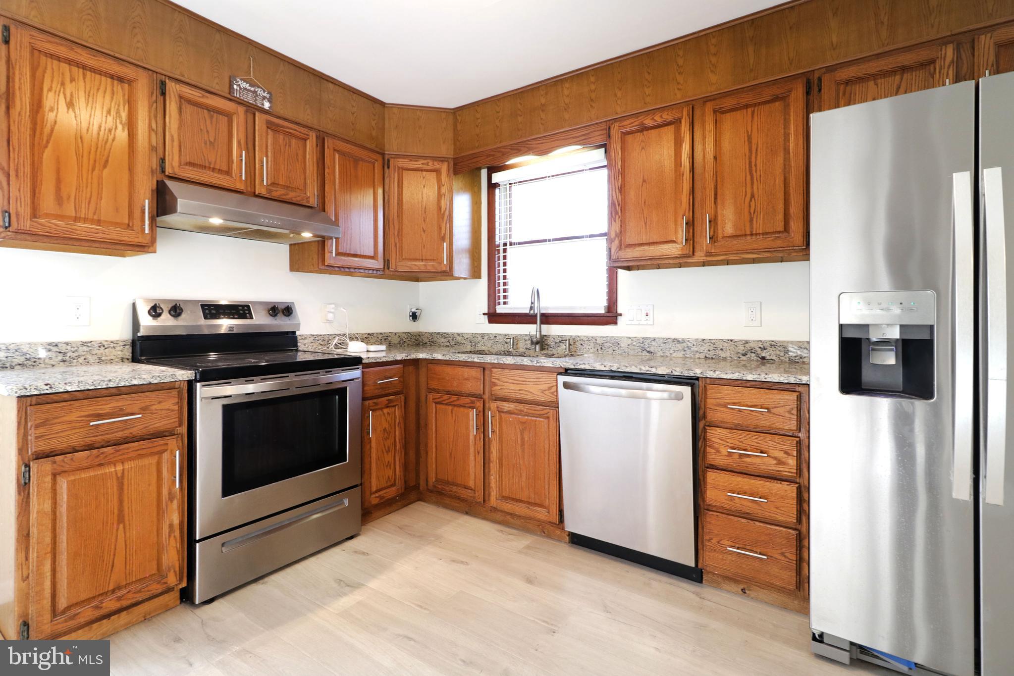 LEMONT - Residential