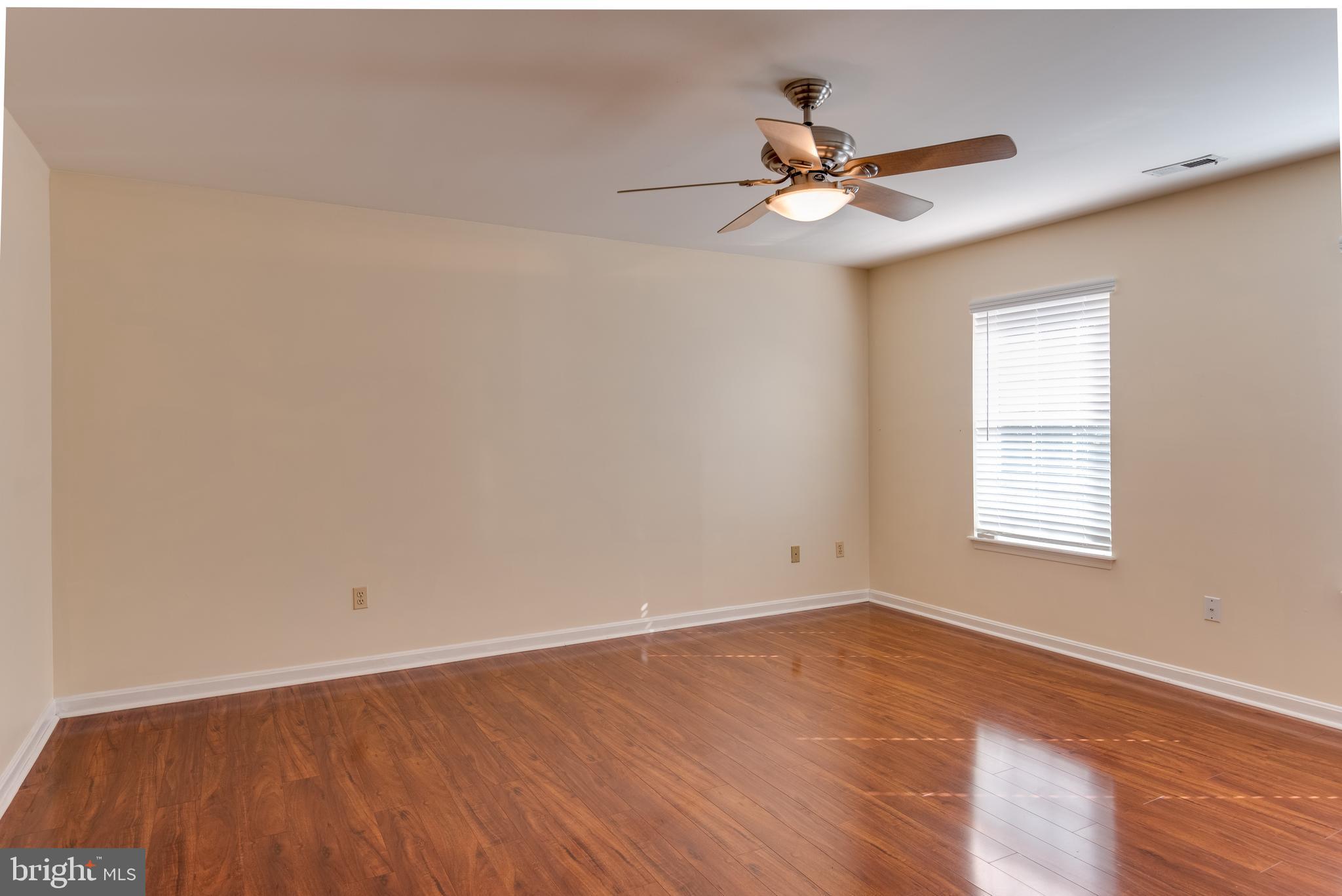 SUMMERWOOD - Residential