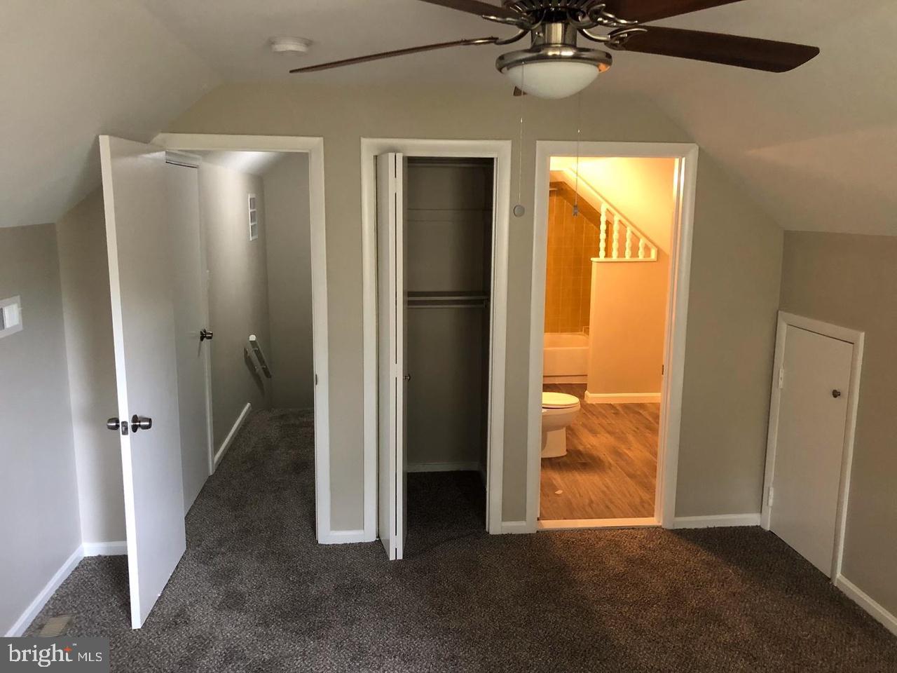 CLINTON - Residential Lease