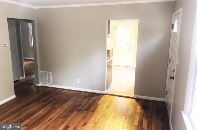 CLINTON - Residential Lease