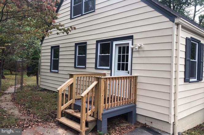 CLINTON - Residential Lease