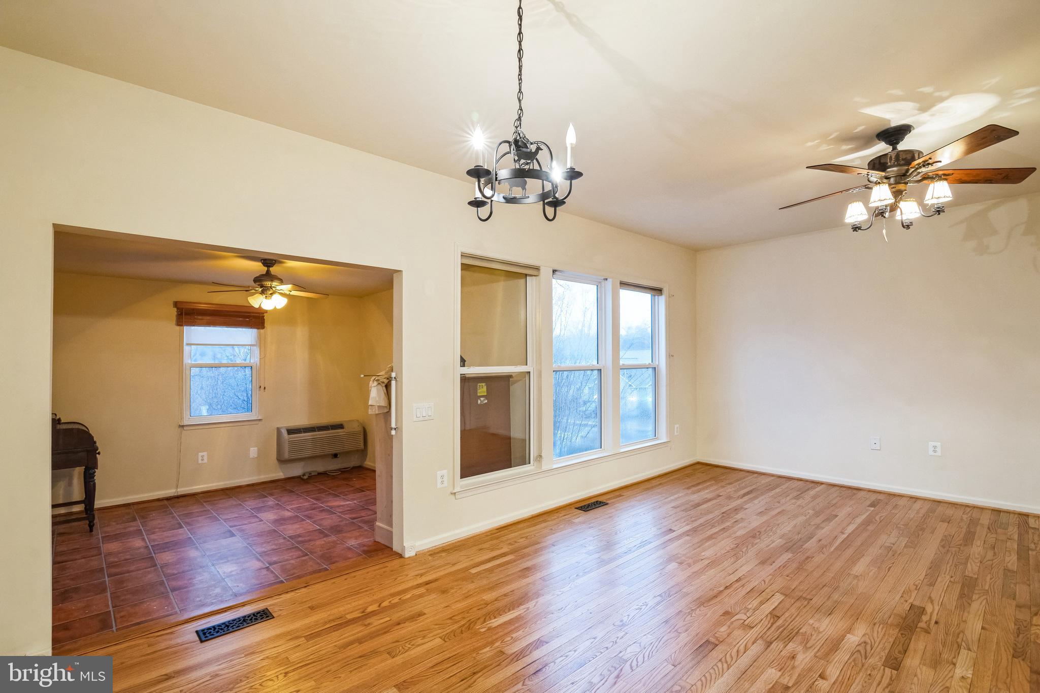 FALLS RUN - Residential