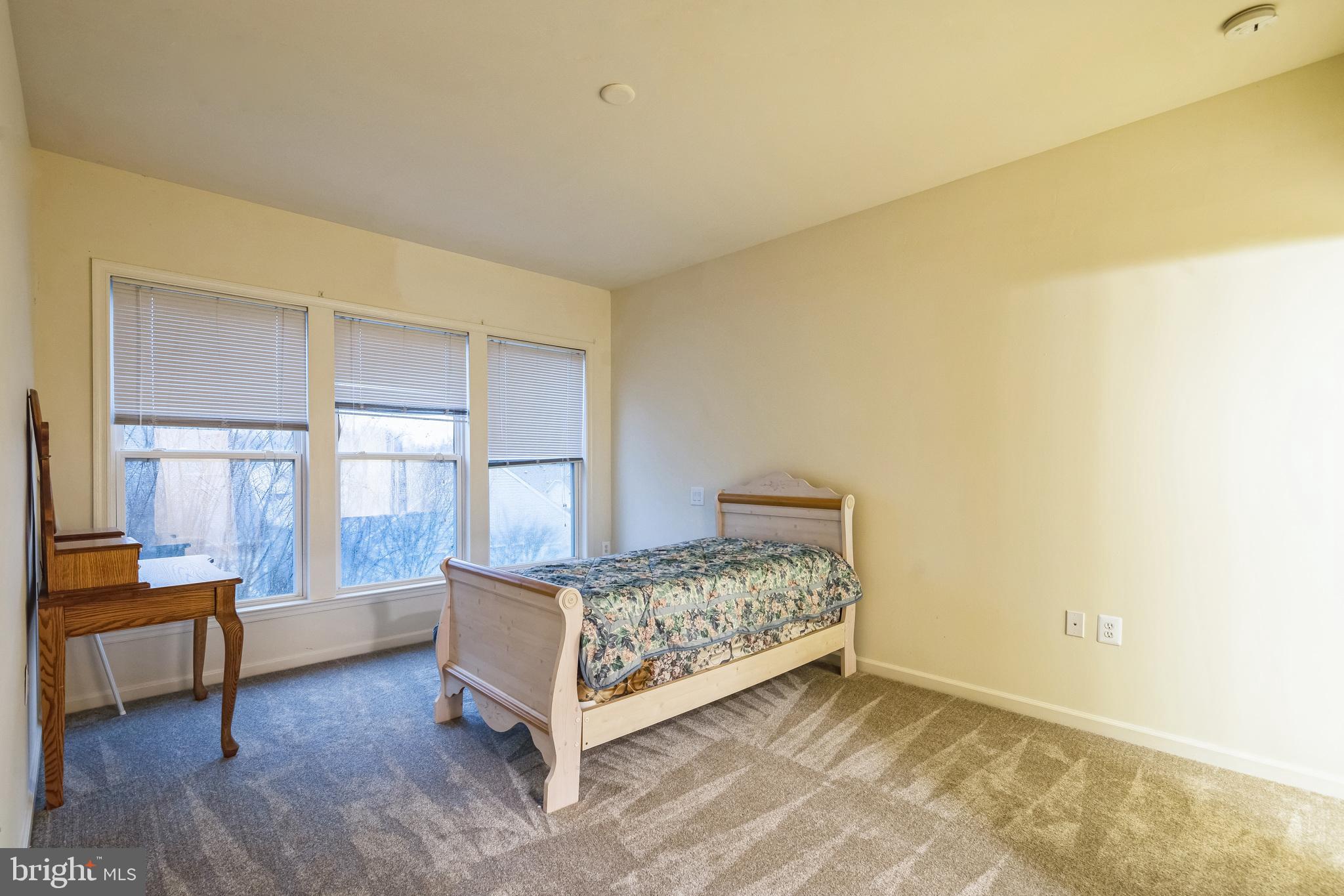 FALLS RUN - Residential