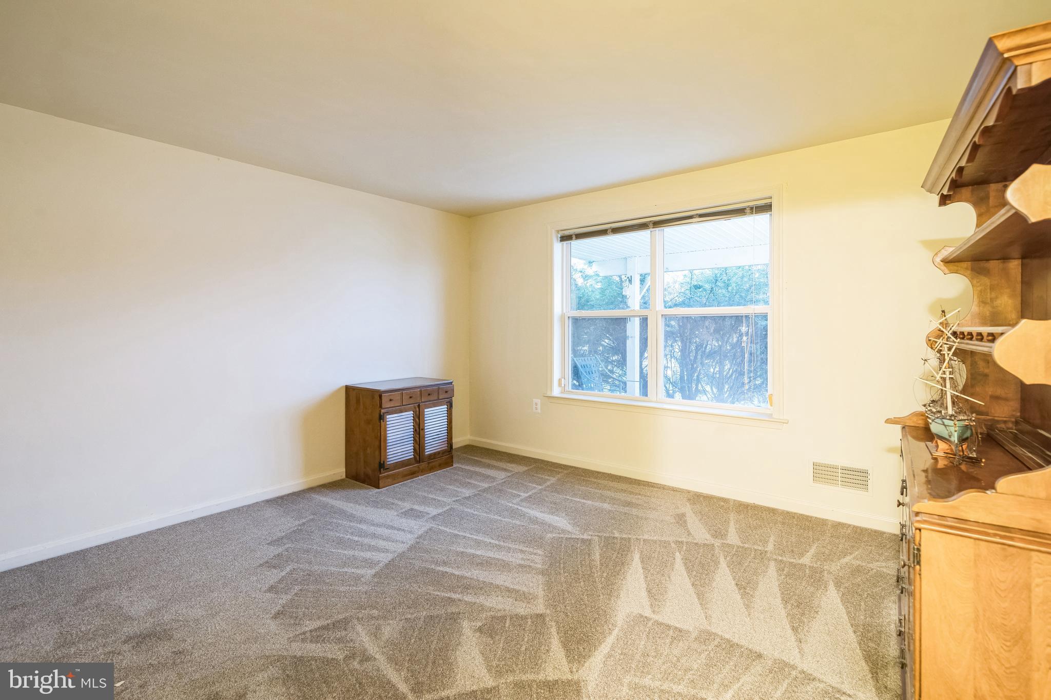 FALLS RUN - Residential